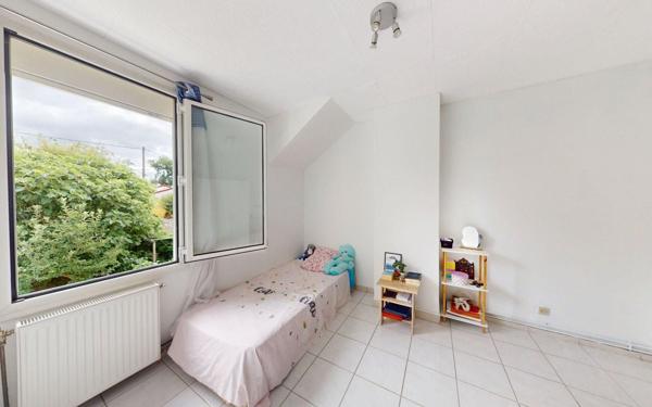 Maison à vendre    5 pièces • 130 m2 Massieux