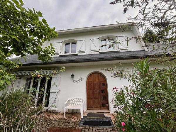 Maison Lons Le Saunier 6 pièce(s)