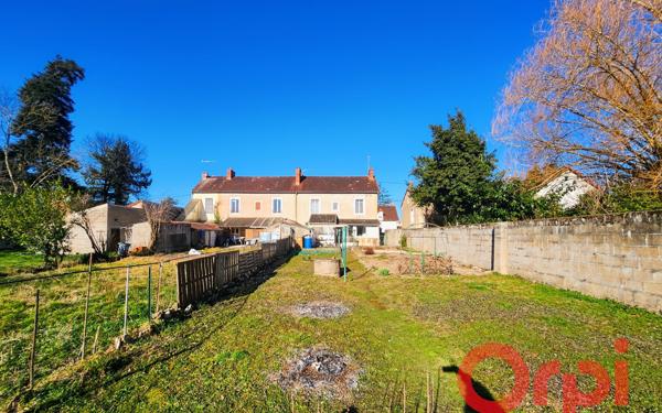 Maison à vendre    5 pièces •  Saint-Amand-Montrond