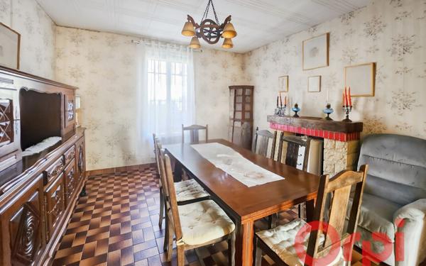 Maison à vendre    5 pièces •  Saint-Amand-Montrond