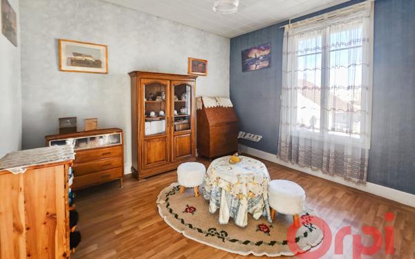 Maison à vendre    5 pièces •  Saint-Amand-Montrond