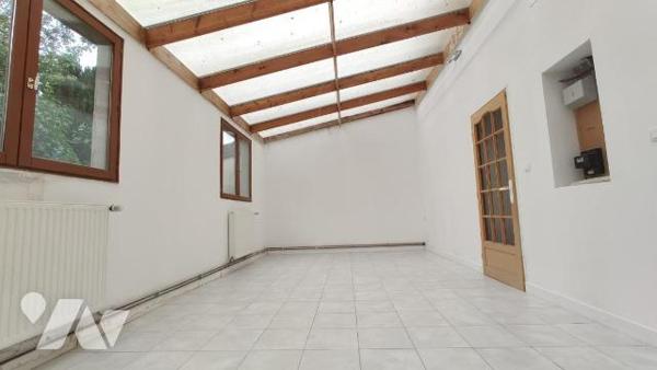 Maison de village individuelle