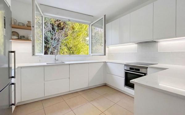 Appartement à vendre    2 pièces • 53,33 m2 Nice