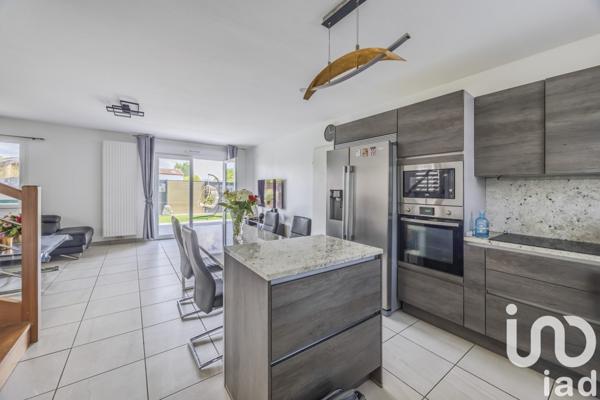 Maison 5 pièces de 95 m² à Ustaritz (64480)