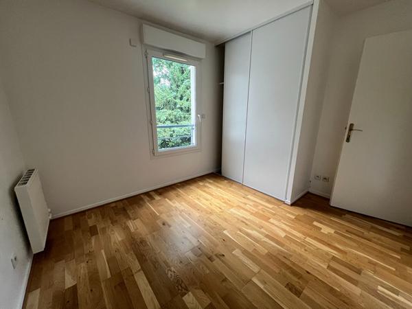 Appartement à vendre sur la commune de L'Isle Adam - 2 pièces avec balcon
