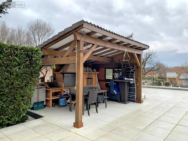 Maison à vendre à Ornex dans l'Ain (01210), ref : 01043-127