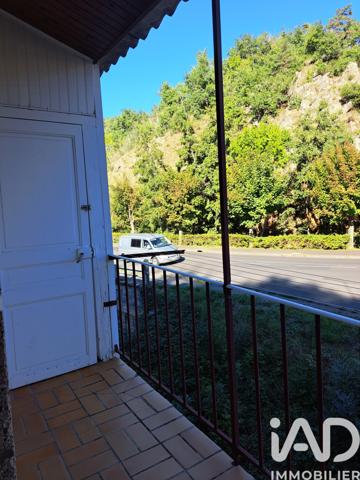 Maison à vendre 7 pièces 119,59 m² Saint-Nectaire