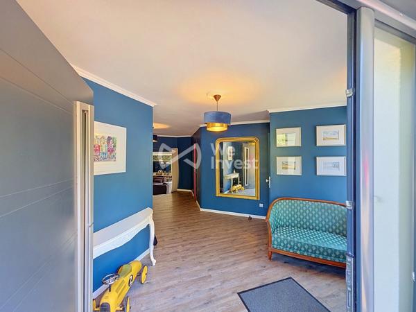 Villa 388 m², 2,3 hectares de terrain avec un panorama qui ne connaît aucune limite.