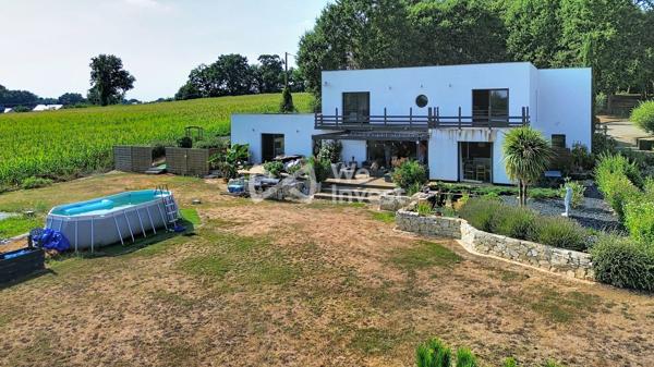 Villa 388 m², 2,3 hectares de terrain avec un panorama qui ne connaît aucune limite.