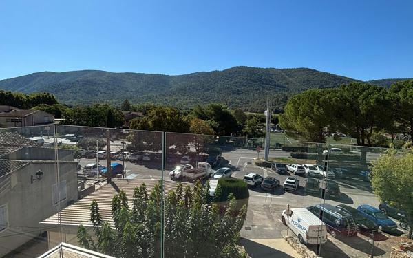 Maison à vendre    3 pièces •  Signes