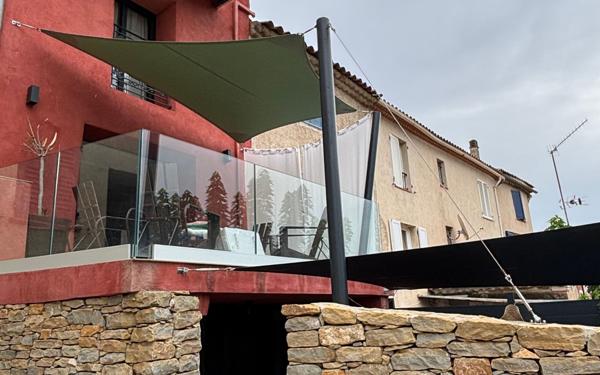 Maison à vendre    3 pièces •  Signes