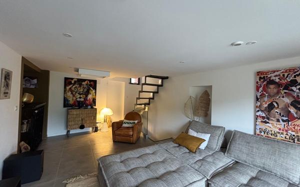 Maison à vendre    3 pièces •  Signes