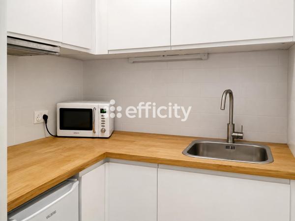 Appartement
         1 pièce
        - 29 m² 70 000 € *