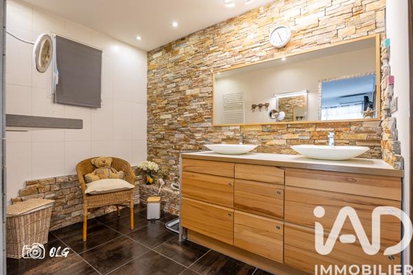 Maison à vendre 5 pièces 162 m² Bellegarde