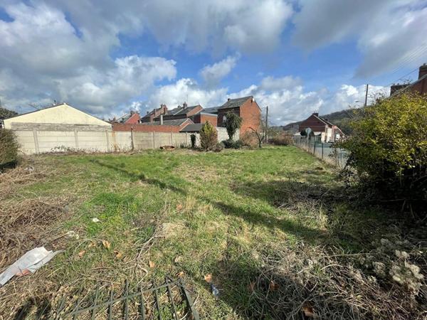 Terrain à vendre    Saint-Just-en-Chaussée