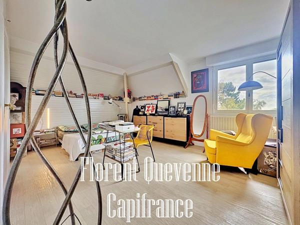 Appartement au dernier étage – garage - Cadre verdoyant, calme et proche des commodités