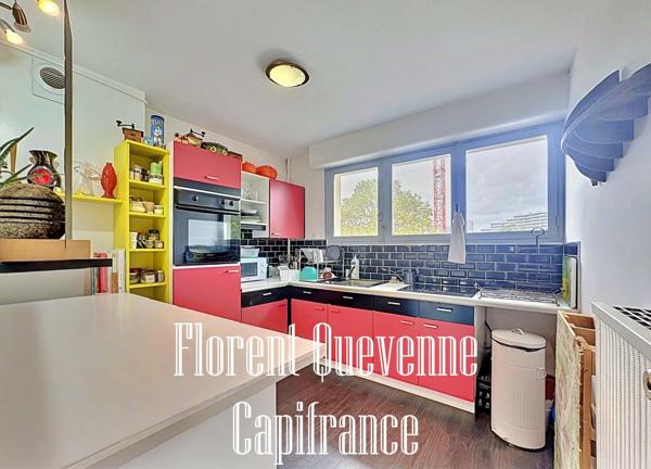 Appartement au dernier étage – garage - Cadre verdoyant, calme et proche des commodités