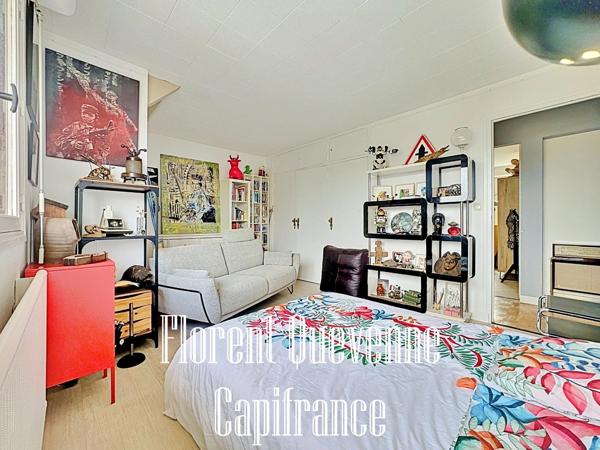 Appartement au dernier étage – garage - Cadre verdoyant, calme et proche des commodités