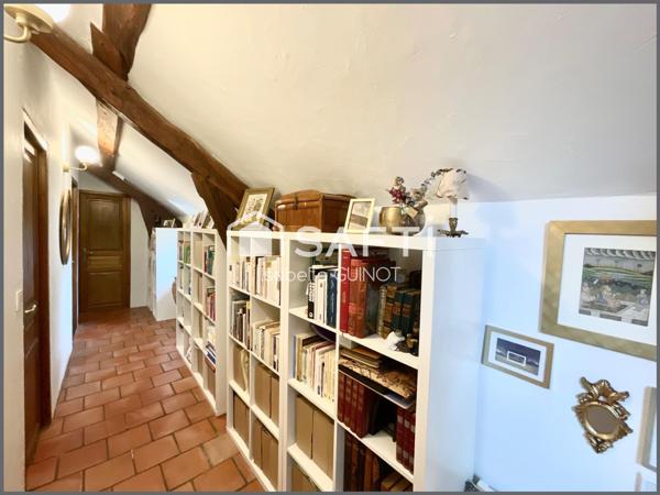 3 chambres, sous les toits au coeur de Maule