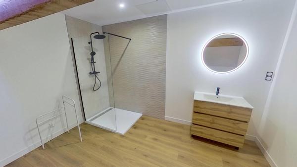 Maison Familiale de 230 s² sur 1 190 M² de terrain