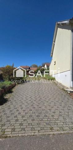 Petite Maison avec terrasse et jardin