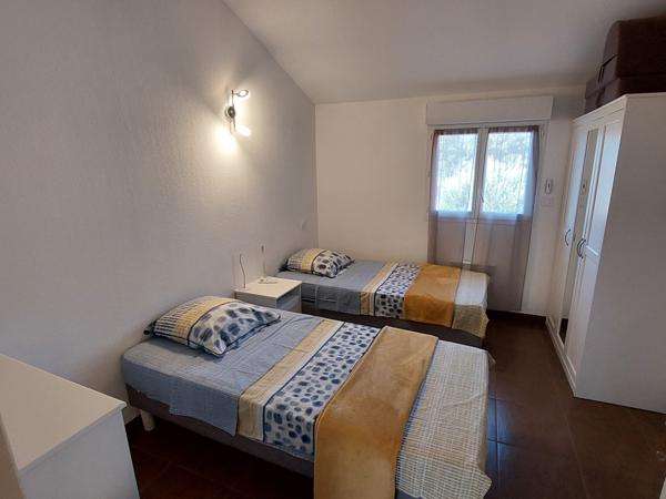 Cervione (20221) CERVIONE :A 100 m de la plage appartement en duplex d'environ 63 m2 dans une résidence avec piscine