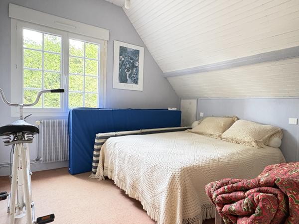 Maison
         6 pièces
        - 140 m² 335 000 € *