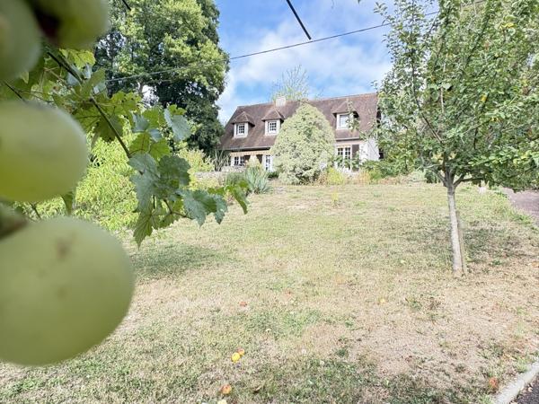 Maison
         6 pièces
        - 140 m² 335 000 € *