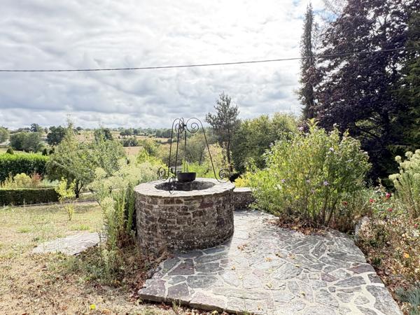 Maison
         6 pièces
        - 140 m² 335 000 € *