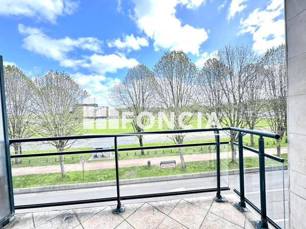 Location Appartement 3 pièces 53.3 m² - 2 RUE DE SOLFERINO Elbeuf 76500