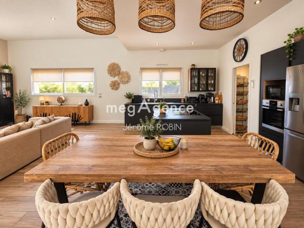 Maison à SAINTE-EULALIE, 33560 - 6 pièces 150m²