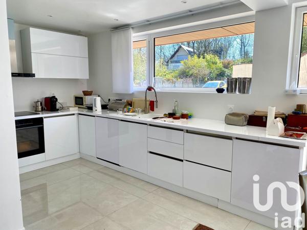 Maison d’architecte 9 pièces de 270 m² à Villennes-sur-Seine (78670)