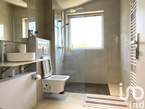 Maison d’architecte 9 pièces de 270 m² à Villennes-sur-Seine (78670)