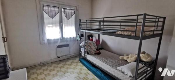 Arras, Maison de Résidence à rénover SH env. 98 m² avec jardin garage sur cave partielle 