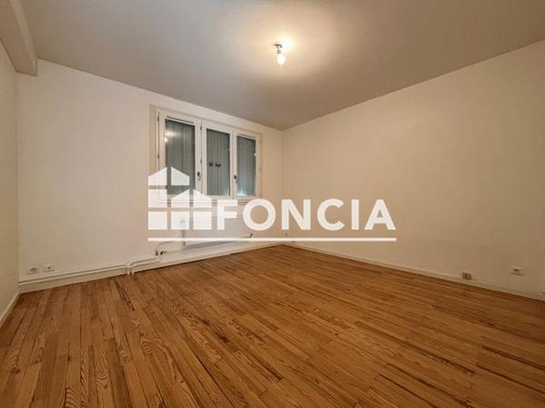 Location Studio 31.44 m² - 14 RUE SIMONDON Brignais 69530