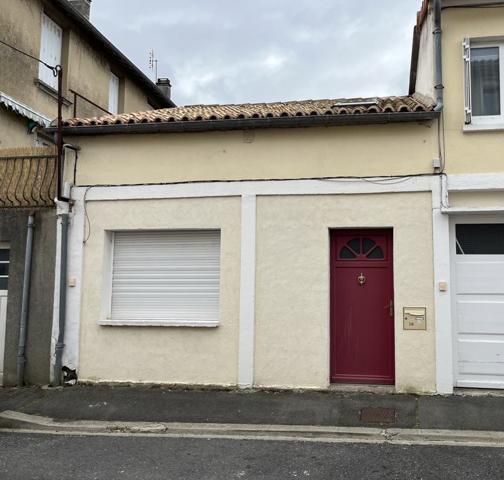 Maison à louer 690 € CC Angoulême 4 p 64 m² DPE E