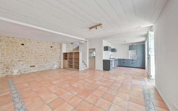 Maison à vendre    4 pièces •  Le Bois-Plage-en-Ré