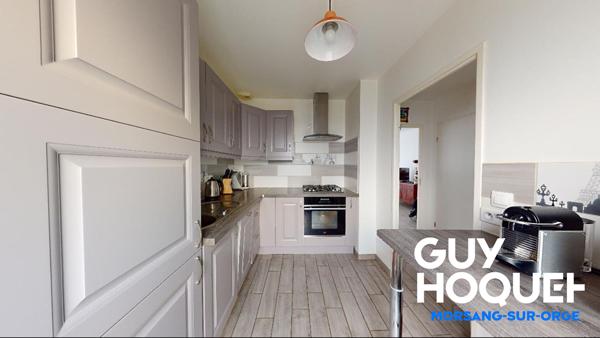 À LOUER à FLEURY MEROGIS (91700)