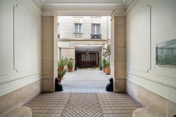 Appartement rénové par architecte au coeur du Marais