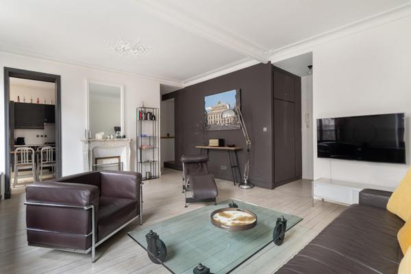 Appartement rénové par architecte au coeur du Marais