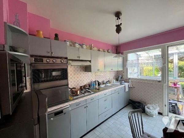 Maison à Vendre à Malo les bains

Maison en vente sur une parcelle de 225 m². Le bien propose...