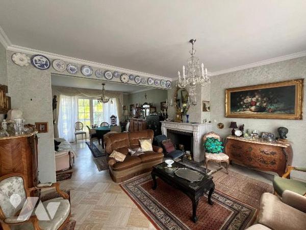 Maison à Vendre à Malo les bains

Maison en vente sur une parcelle de 225 m². Le bien propose...