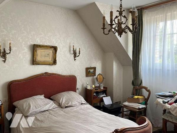 Maison à Vendre à Malo les bains

Maison en vente sur une parcelle de 225 m². Le bien propose...