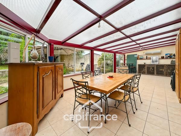 Maison à vendre 9 pièces de 197m² à Châteauneuf-de-Galaure (26)