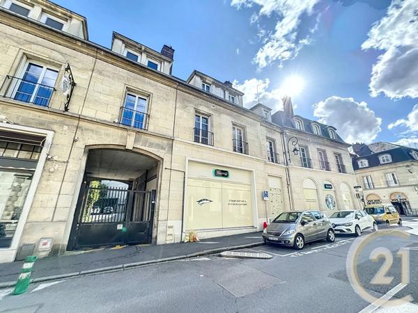 Appartement F3 à vendre  3 pièces - 74,40 m 2   COMPIEGNE  - 60