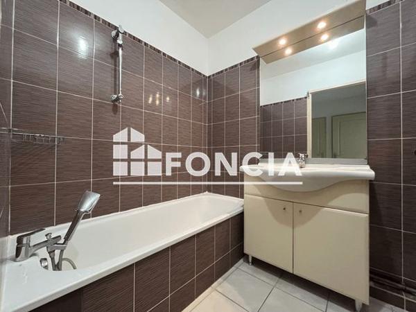 Location Appartement 2 pièces 44.57 m² - 53 ROUTE DE LYON Avignon 84000