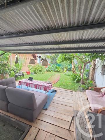 Immeuble à vendre  180 m2 ST DENIS - 974