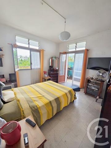 Immeuble à vendre  180 m2 ST DENIS - 974