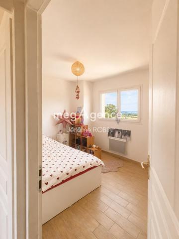 Maison à SAINT-ANDRE-DE-CUBZAC, 33240 - 5 pièces 127m²