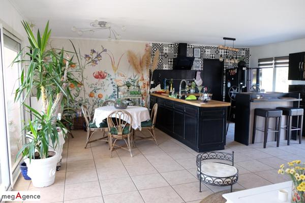 Maison à SAINT-GERMAIN-LES-VERGNES, 19330 - 4 pièces 103m²